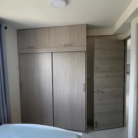Apartamento 2 Camas Dobles 2001 *